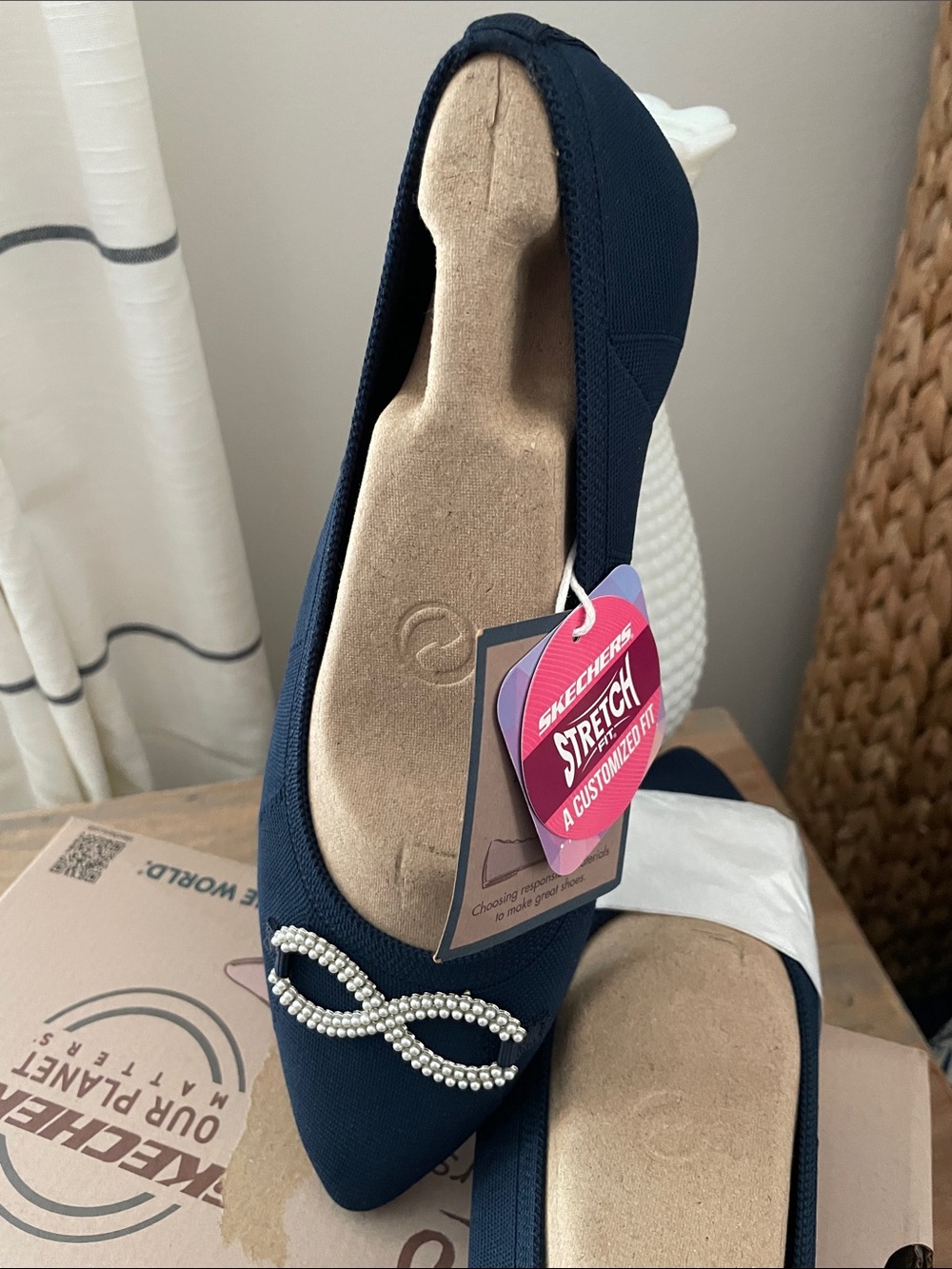 Skechers Cleo's Navy Vegan Ballet Flats Box - Navy